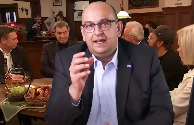 Der bayerische AfD-Landesvorsitzende Stephan Protschka hat ein interessantes Zitat von CSU-Ministerpräsident Markus Söder ausgegraben.