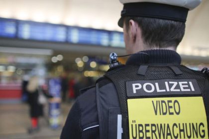 AfD fordert mehr Polizisten auf Bahnhöfen und in Zügen