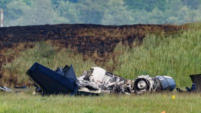 Absturz: Zwei Tote bei Flugunfall auf Luftwaffenstützpunkt in Hohn