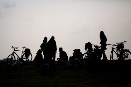 Umfrage: Junge Menschen leiden stärker unter Krisen als Ältere