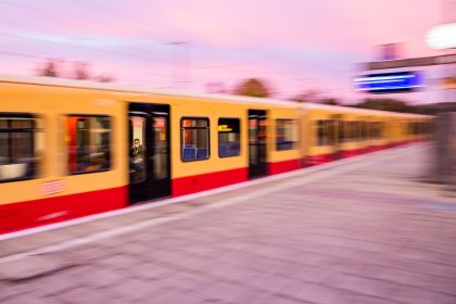 Toter 19-Jähriger auf Dach von Berliner S-Bahn-Zug entdeckt
