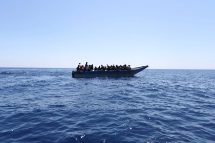 Flüchtlingsschiff „Ocean Viking“ holt 128 Migranten aus dem Mittelmeer