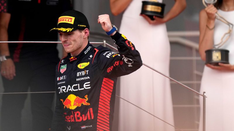 Ein dominanter Max Verstappen im Red Bull holte seinen ersten Sieg in Monaco.