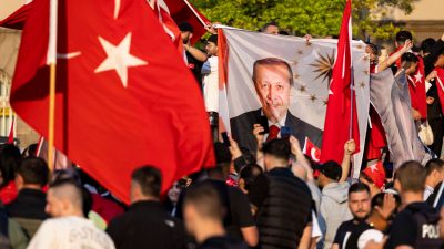 Ärger über Erdoğan-Sympathie: Özdemir fordert „Zeitenwende“