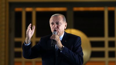 Türkei: Erdogan für dritte Amtszeit vereidigt