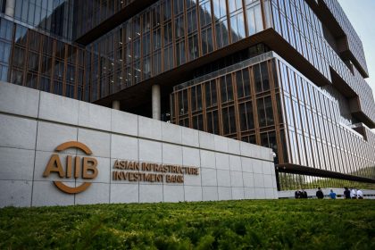 Kanadischer Topmanager verlässt AIIB: „Nützliche Idioten“ für Peking