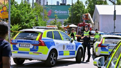 Achterbahn entgleist: Ein Toter und sieben Verletzte in Stockholm