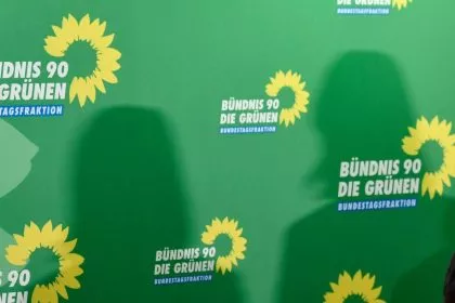 Hunderte Grünen-Mitglieder kritisieren Asylkurs der Parteispitze