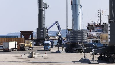 Deutsche Regas wird die schwimmenden LNG-Terminals vor Rügen betreiben