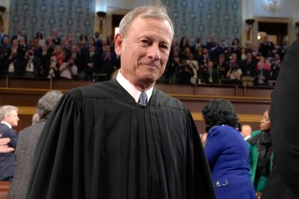 Oberster Richter weist Trumps Forderungen nach Amtsenthebungen zurück