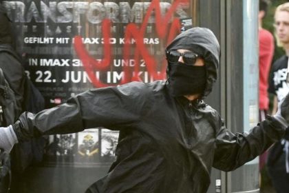 Linksextremismus im Fokus: Verbotene Solidaritätsdemonstration und steigende Radikalisierung