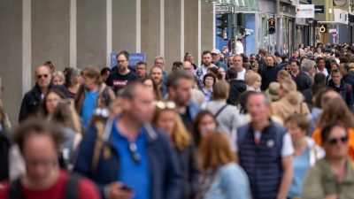 Anstieg der Lebenserwartung in Deutschland schwächt sich ab