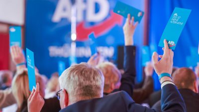 AfD kommt auch im ARD-„Deutschlandtrend“ auf 19 Prozent