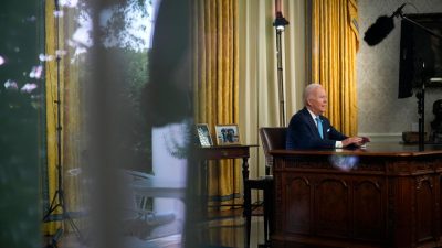 Biden unterzeichnet Schuldengesetz: Zahlungsausfall vom Tisch