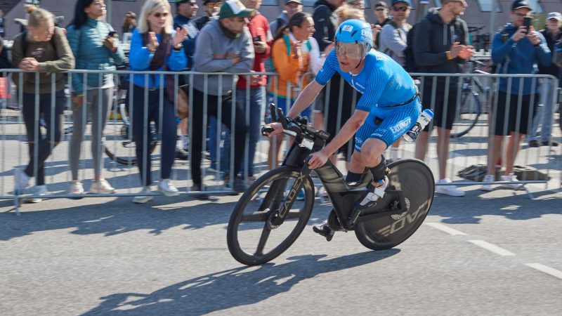 Jan Frodeno hat bei der von einem tödlichen Unfall überschatteten Ironman-EM den Titel verpasst.