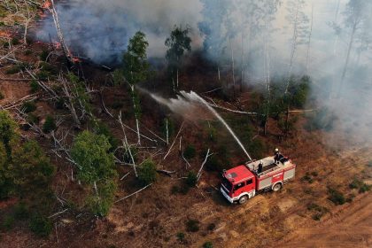 Waldbrand bei Jüterbog: Fläche verdoppelt sich