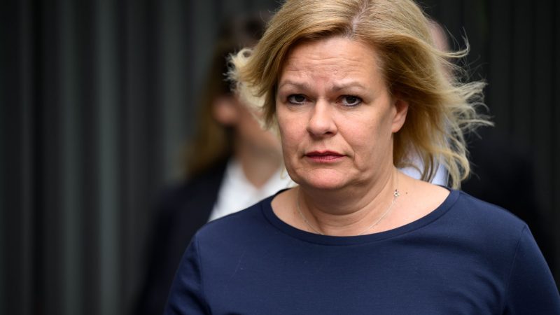 Bundesinnenministerin Nancy Faeser (SPD) warnt in der Debatte um die EU-Asylreform vor nationalstaatlicher Abschottung.