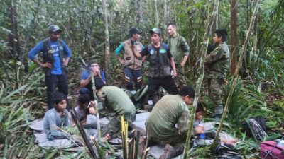 Kolumbien: Vier Kinder aus Regenwald gerettet – Familie überwältigt