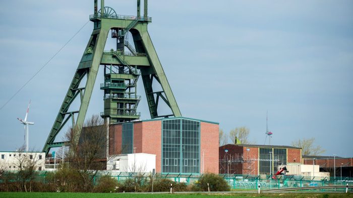 Der Förderturm von Schacht Konrad in Salzgitter.