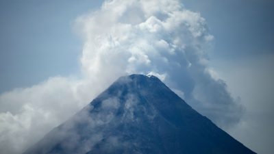Warnungen nach „explosivem“ Vulkanausbruch auf den Philippinen
