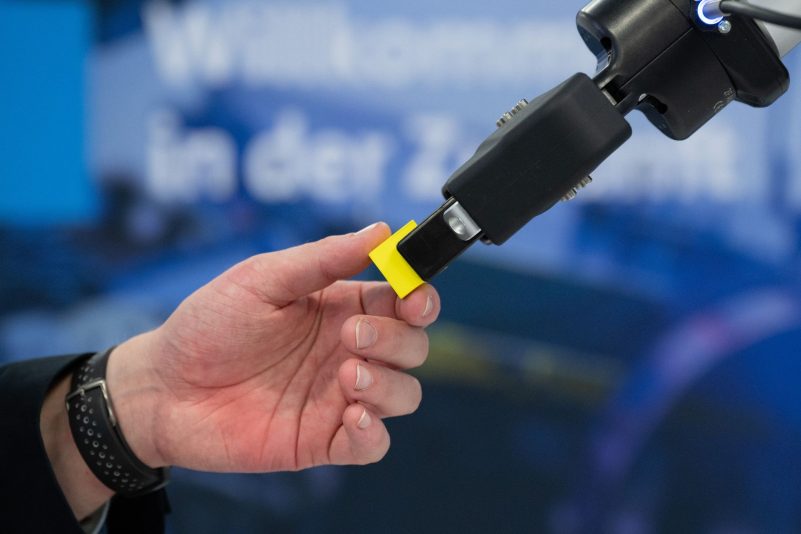 Die deutsche Robotikbranche erwartet dank gut gefüllter Auftragsbücher erneut einen Umsatzrekord in diesem Jahr.