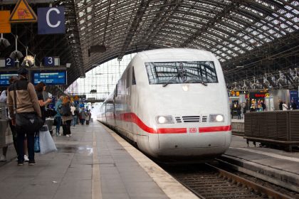 Kölner Hauptbahnhof am Samstag für Fern- und Regionalzüge gesperrt
