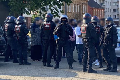 Massenschlägereien in Castrop-Rauxel: Reul sieht „Hinweise auf Clanmilieu“