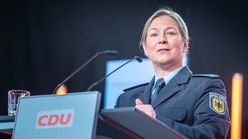 Pechstein rechtfertigt Auftritt bei CDU-Konvent – Kritik von links