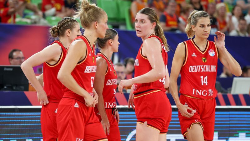 Deutschlands Basketballerinnen haben sich die Teilnahme an einem Qualifikationsturnier für Olympia gesichert.