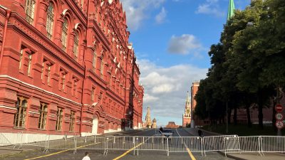 „Bleiben oder fliehen?“ – Moskauer trotz Wagner-Rückzugs in Sorge