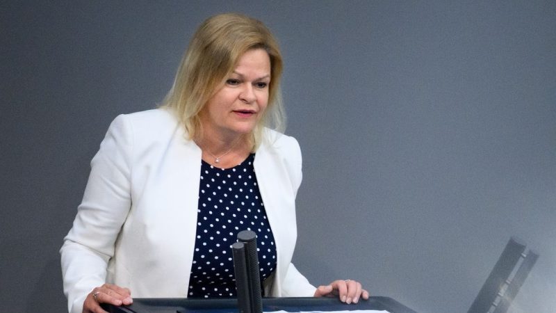 «Die AfD wird zum Chancen-Tod gerade für die Regionen, die wirtschaftlichen Aufschwung brauchen», sagt Bundesinnenministerin Nancy Faeser (SPD).