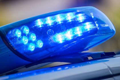 200 Menschen verhinderten Abfahrt von Regionalzug in niedersächsischem Bahnhof