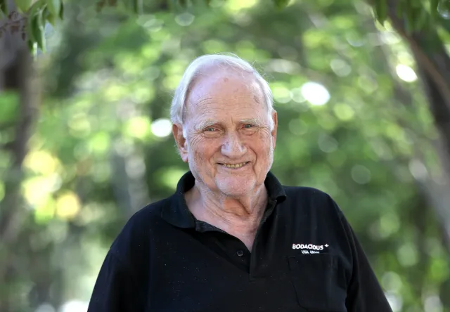 Dr. John F. Clauser, Dokumentarfilm