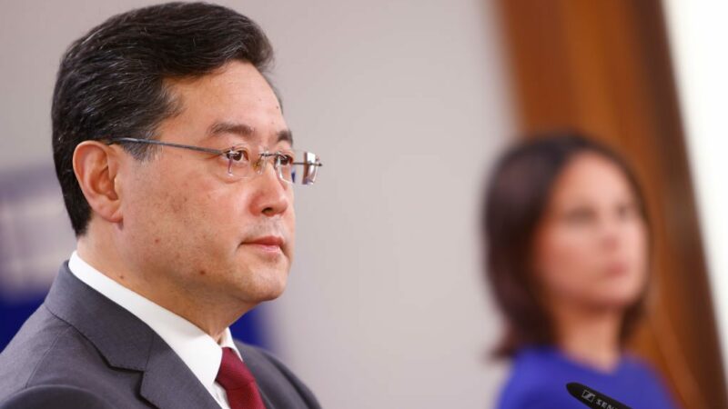 Corona, Geliebte oder ein Militärproblem? Chinas Außenminister bleibt verschwunden.