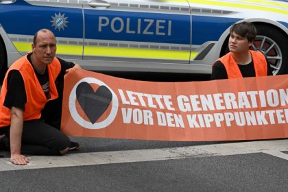 Stuttgart greift durch: Klebeverbot für „Letzte Generation“