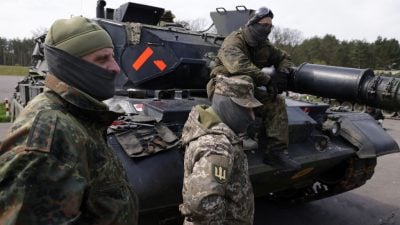 Bisher 5.000 ukrainische Soldaten in Deutschland ausgebildet