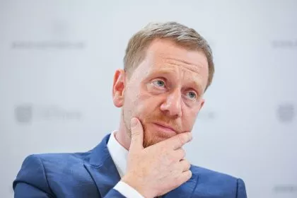BSW als Mehrheitsbeschaffer: Kretschmer auf Wagenknecht-Partei angewiesen