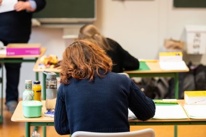 Im Durchschnitt durchgefallen: Bildungsministerin muss Mathe-Abi mit Punktgeschenk unterstützen