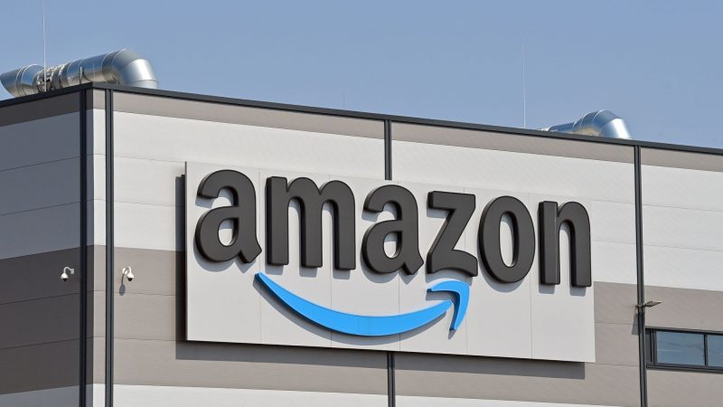 Amazon will den Staubsauger-Pionier iRobot übernehmen. Die EU-Kommission hat allerdings Sorge um den Wettbewerb.