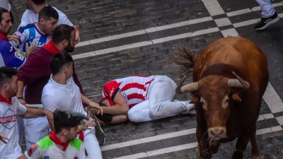 Fünf Verletzte bei gefährlicher Stierhatz in Pamplona