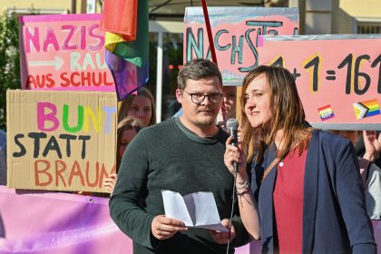 Brandbrief gipfelt in „Zeckenjagd“: Zwei Lehrer aus Burg beantragen Versetzung