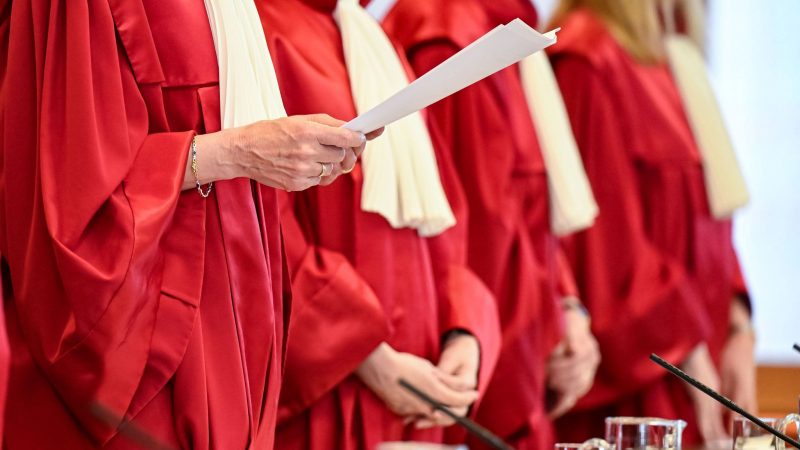 Das Bundesverfassungsgericht befasst sich ab heute mit einer Wahlprüfungsbeschwerde der Unionsfraktion im Bundestag.