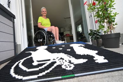 Rampen aus Lego: Bunte Auffahrten für Rollis und Kinderwagen