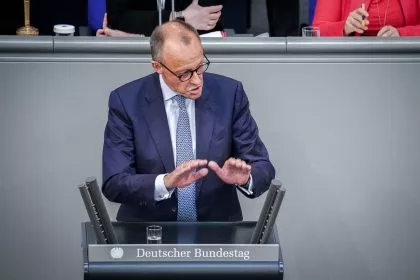 Nach Corona-Arztbesuch – Merz: „Danke, dass Sie heute Morgen hier sind, Frau Faeser“
