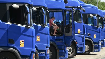 Raststätte Gräfenhausen ist voll: Lkw-Fahrer streiken wegen ausstehender Löhne