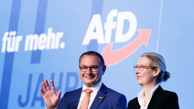 Tino Chrupalla und Alice Weidel auf dem AfD-Bundesparteitag in Magdeburg.