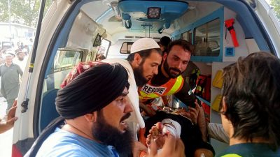 Pakistan: Mindestens 40 Tote nach Bombenexplosion