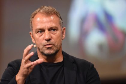 Flick wartet ab: Keine Garantien für Neuer und Müller