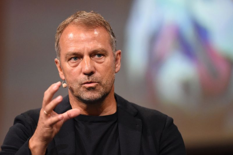 Bundestrainer Hansi Flick äußerte sich zu Manuel Neuer und Thomas Müller.