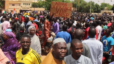 Niger: Internationaler Druck auf Militärmachthaber wächst